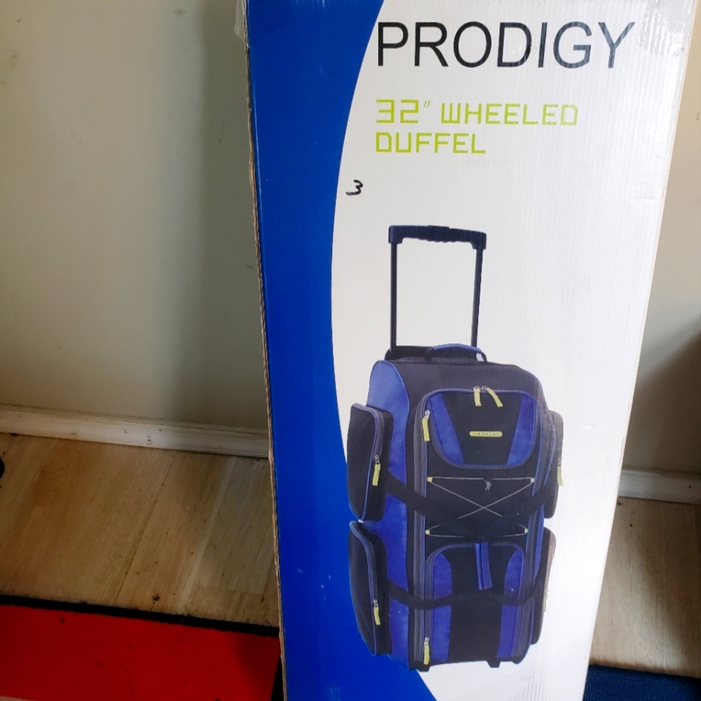 Prodigy Wheeled traveling duffelbag